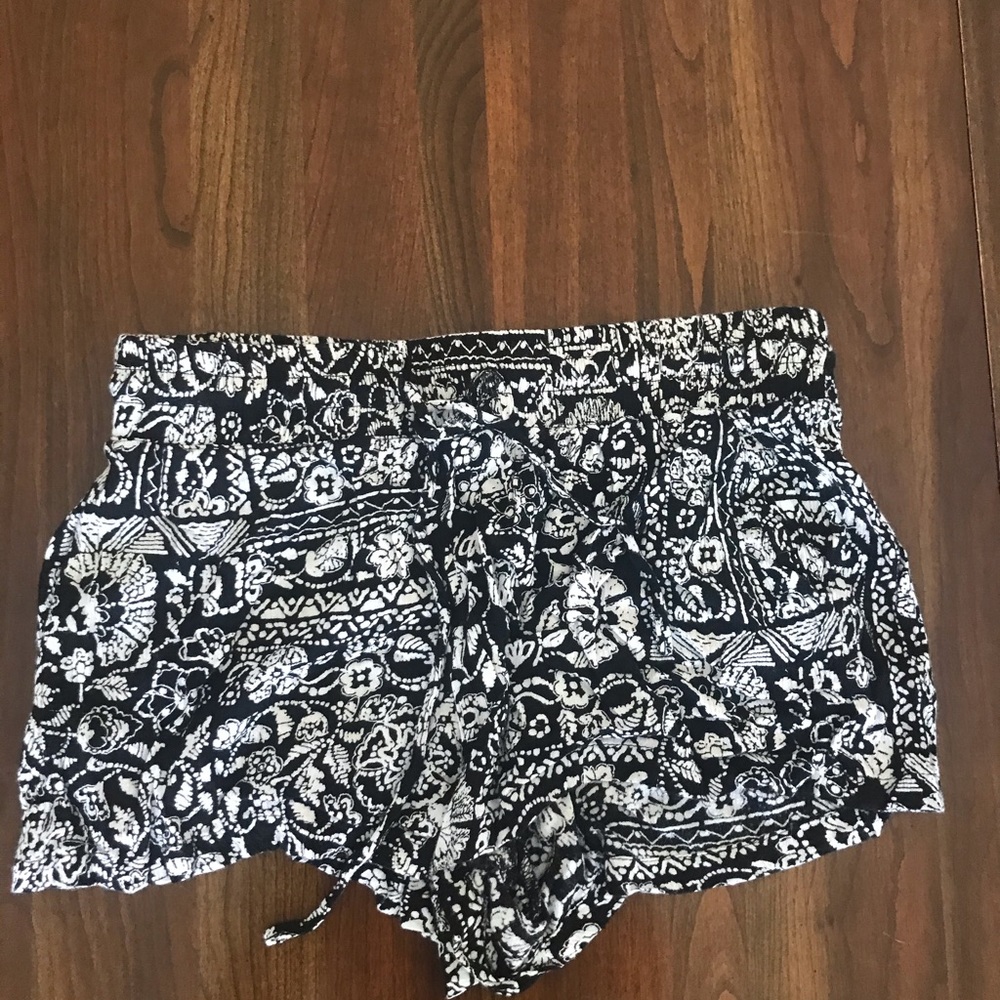Love Tree Shorts